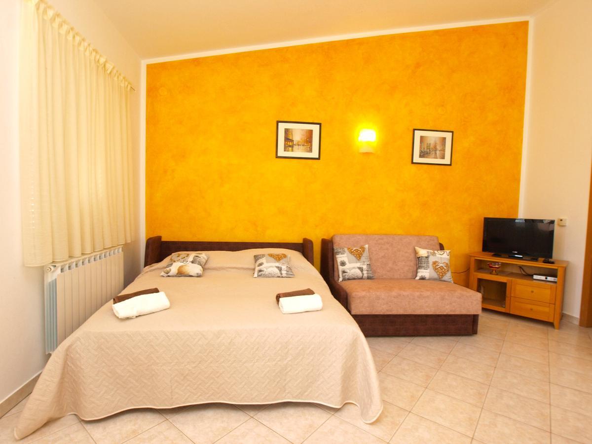Apartments Iva 1534 普拉 外观 照片